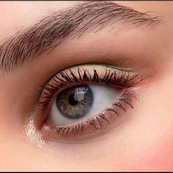 1 LEFT! Mac Stranger Things The Void Eye Palette - Picture 4 of 9